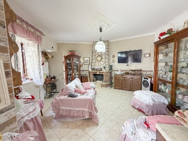 Foto Appartamento in Via CASALANNO 4, Marano di Napoli Centro di 90 m²