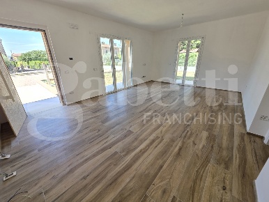 Foto Appartamento in Via DEL SACRO TUGURIO 89, Assisi di 88 m² con 3 locali