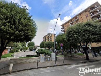 Foto Box in Piazza GIOVANNI LEONE 00, Pomigliano d'Arco Centro di 14 m²