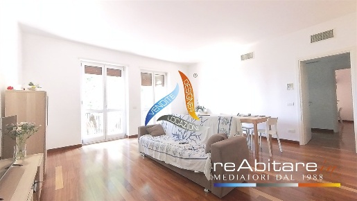 Foto Appartamento in Via Messina, Milano Cenisio di 130 m² con 4 locali