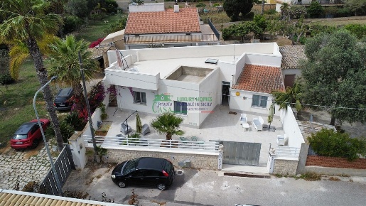 Foto Villa unifamiliare in C.da Anguilla, Vittoria Scoglitti di 100 m²