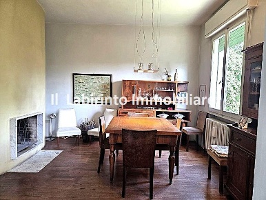 Foto Case semi ndipendenti in VIALE MARCONI, Faenza di 210 m² in vendita