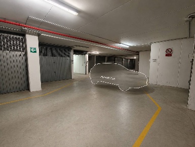 Foto Posti auto in Via Silla 4, Finale Ligure Centro di 36 m² con 1 locali
