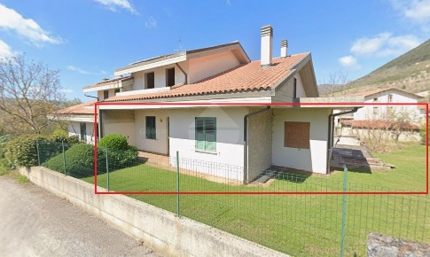 Foto Appartamento in Via dei Prati di Raggio, Gubbio Semonte Casamorcia