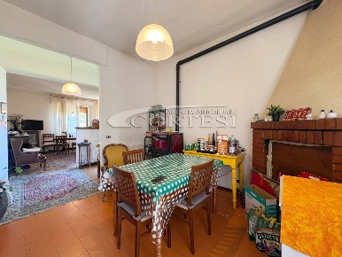 Foto Villa unifamiliare a Pergola di 180 m² con 11 locali in vendita