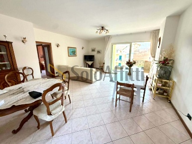 Foto Appartamento in Via Mario Capuani 29, Bellante di 135 m² con 4 locali