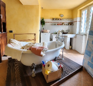 Foto Appartamento in Piazza V. Emanuele 27, Varese Ligure Centro di 77 m²