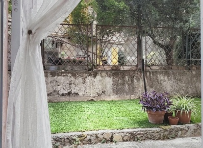 Foto Appartamento in Piazza Manin, Genova Manin di 85 m² con 5 locali