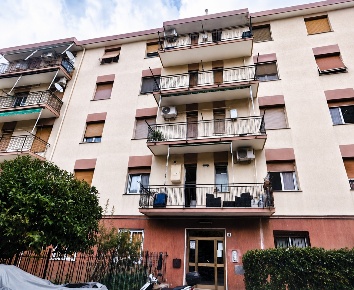 Foto Appartamento in Via Villini Ambrogio Negrone 18/17, Genova Pra'
