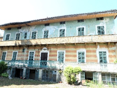 Foto Casale in Via Roma 1, Levone di 600 m² con 10 locali in vendita