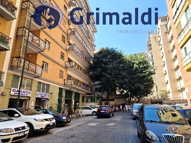 Foto Appartamento in Via Vincenzo Mosca 39, Napoli Arenella di 60 m²