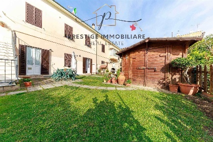Foto Appartamento a Livorno Zola - Galilei di 129 m² con 3 locali