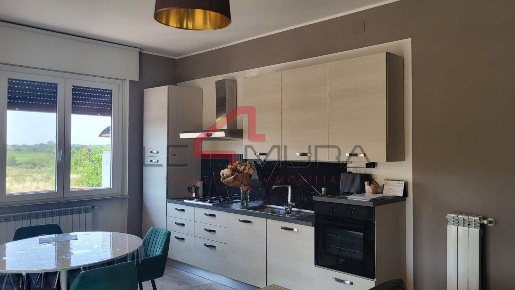 Foto Appartamento in VIA COLOMBAROLA 30, Sirmione Centro di 92 m²