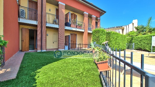 Foto Appartamento in VIA SEBINO 7C, Peschiera del Garda Centro di 66 m²