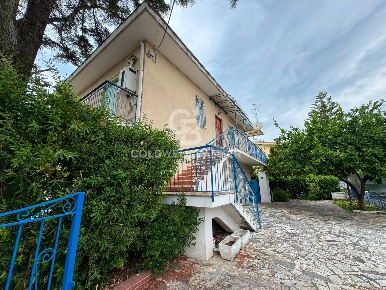 Foto Appartamento in via ugo foscolo snc, Capaccio Paestum di 80 m²