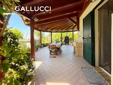 Foto Appartamento in Via Torremontanra 25, Torrevecchia Teatina di 199 m²
