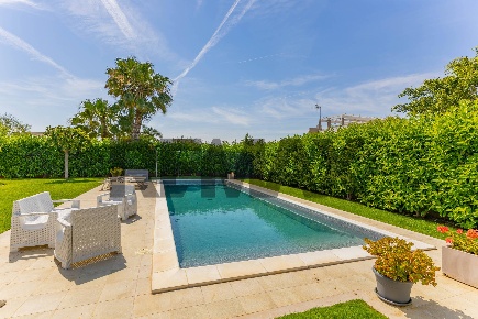 Foto Villa unifamiliare Monopoli Losciale di 140 m² con 3 locali in vendita