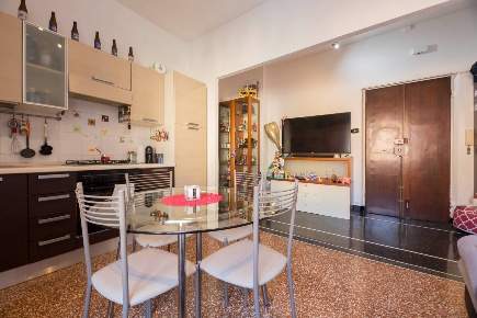 Foto Appartamento in Salita Alla Costa Dei Ratti, Genova Quezzi di 51 m²