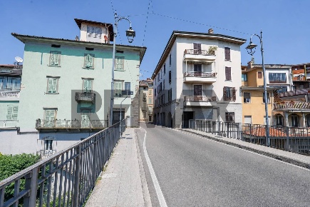 Foto Loft in Via Vittorio Emanuele 2, Ponte San Pietro Centro di 110 m²