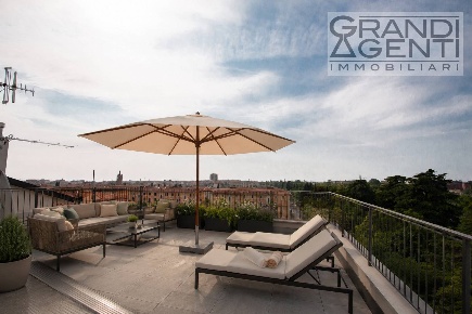 Foto Appartamento in via scarsellini 36, Verona San Zeno di 130 m²