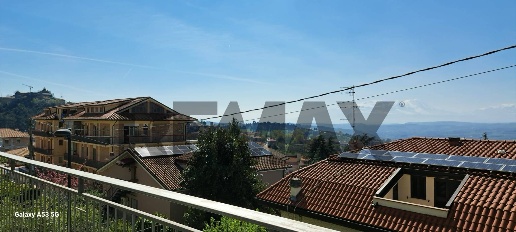 Foto Appartamento in Via Ringa 29, Penne Centro di 130 m² con 6 locali