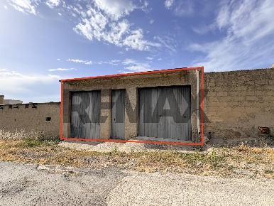 Foto Posti auto in via mario battaglia SNC, Comiso Centro di 127 m²