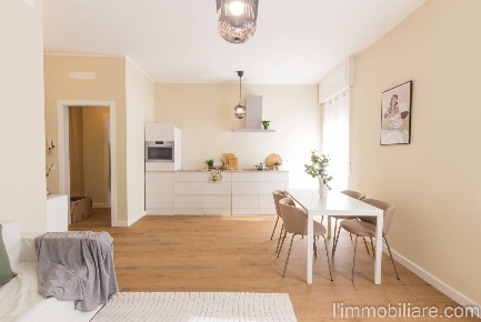 Foto Appartamento in Via Guglielmo Marconi 60, Verona Valverde di 95 m²