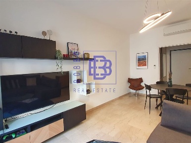 Foto Appartamento in Via Copernico, Milano Centrale di 80 m² con 2 locali