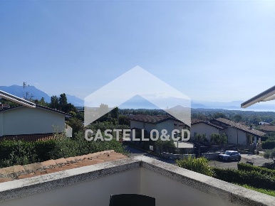 Foto Appartamento a Soiano del Lago di 110 m² con 3 locali in vendita