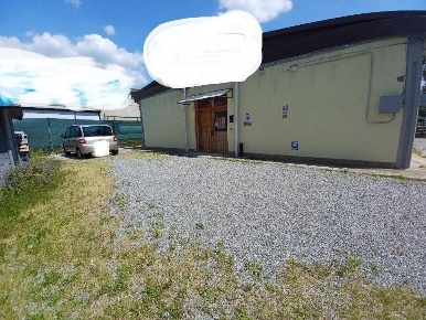 Foto Locale commerciale a Vicopisano di 67 m² con 1 locali in vendita
