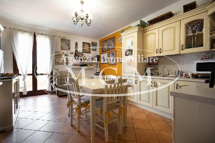 Foto Appartamento a Santa Maria a Monte di 89 m² con 3 locali in vendita