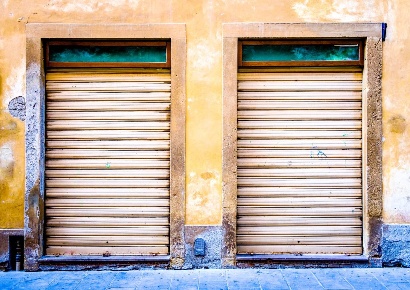 Foto Negozio a Lanzo Torinese di 60 m² con 2 locali in vendita