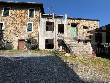 Foto Rustico in Acquasanta, Dolcedo di 88 m² con 3 locali in vendita