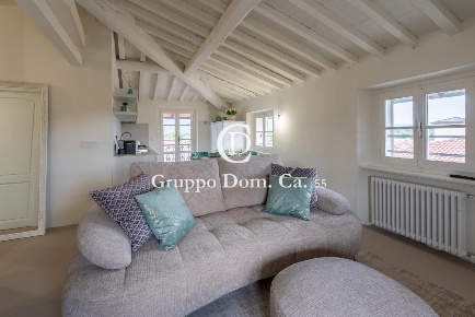 Foto Appartamento a Forte dei Marmi Centro di 75 m² con 4 locali in vendita