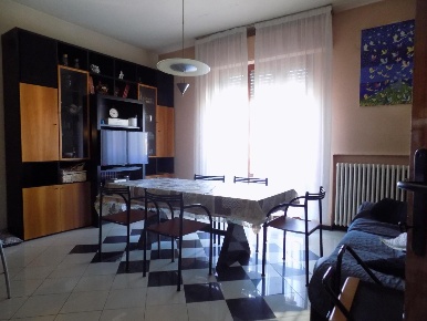 Foto Casa indipendente a Fucecchio Centro di 186 m² con 9 locali in vendita