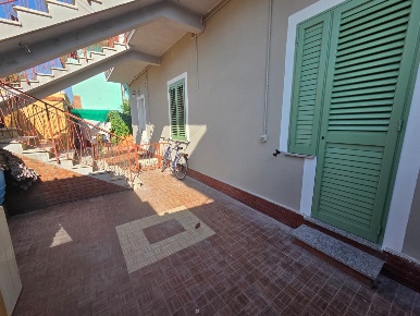 Foto Villa unifamiliare a Rosignano Marittimo Vada di 65 m² con 3 locali