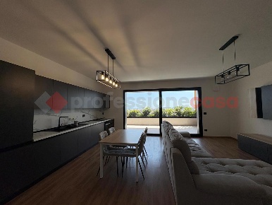 Foto Appartamento in ORFANO MAZZITELLI, Bari Poggiofranco di 113 m²