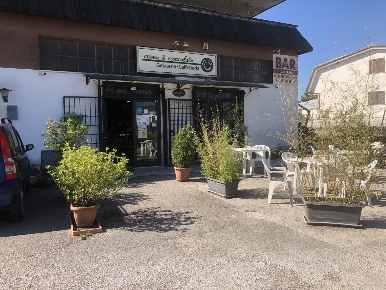 Foto Bar in Via Chiappitto 30, Alatri Centro di 150 m² con 1 locali