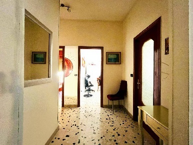 Foto Appartamento in VIA COLUCCI 52, Lucera Centro di 76 m² con 4 locali