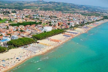 Foto Appartamento in VIA ABRUZZO, Alba Adriatica di 74 m² con 3 locali