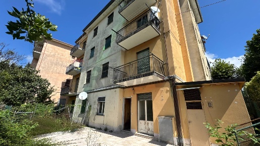 Foto Appartamento in Via Chiappato 247, Lumarzo Centro di 87 m² in vendita