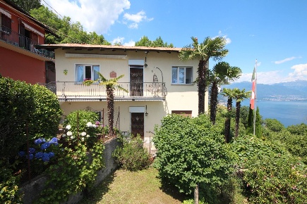 Foto Casa indipendente in Via San Martino Socragno 5, Cannobio di 140 m²