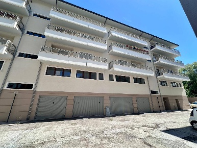 Foto Appartamento in Via Filomusi Guelfi 21, L'Aquila Pile di 95 m²