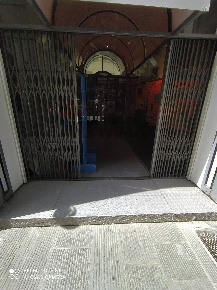 Foto Negozio in Via Roma 29, Montevarchi Città di 157 m² con 3 locali