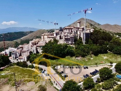 Foto Casa indipendente in Via De Contra 25, Santo Stefano di Sessanio