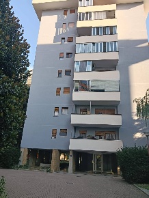 Foto Appartamento in VIA LUIGI ENAUDI 4, Cologno Monzese Centro di 70 m²