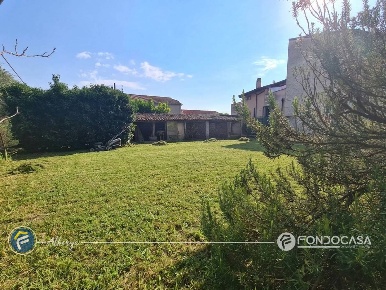 Foto Terreno residenziale in Via E. Riva, Albenga San Fedele Lusignano