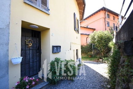 Foto Appartamento in Via Belvedere, Valgreghentino di 45 m² con 1 locali