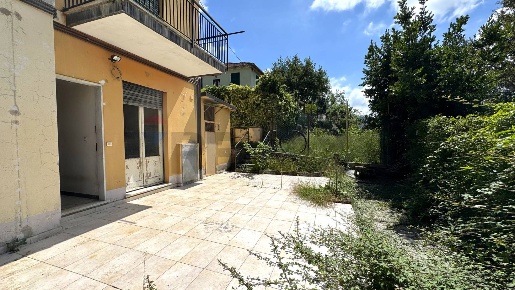 Foto Appartamento in Via Chiappato C, Lumarzo Centro di 45 m² con 3 locali