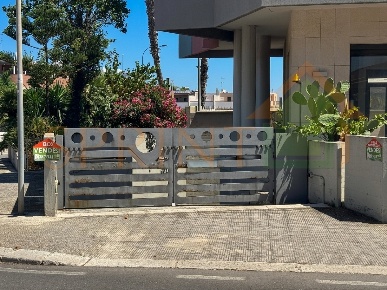 Foto Posti auto a Monopoli di 32 m² con 1 locali in vendita